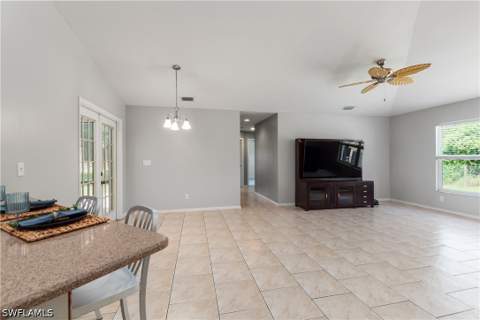 3271 7th Ave NW, Naples FL - photo 16 of 32