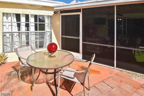 4 Park Lane Cir, Lehigh Acres FL - photo 12 of 54