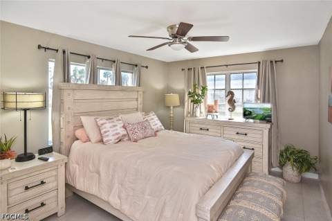 4 Park Lane Cir, Lehigh Acres FL - photo 13 of 54
