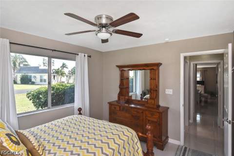 4 Park Lane Cir, Lehigh Acres FL - photo 18 of 54