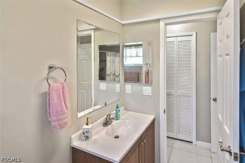 4 Park Lane Cir, Lehigh Acres FL - photo 20 of 54