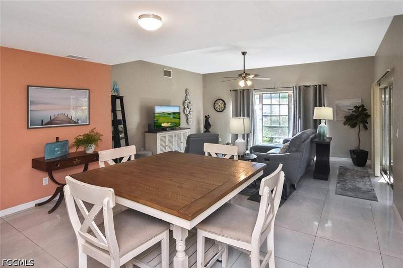 3 bedroom Attached at 4 Park Lane Cir, East Greens Land Condo, Lehigh Acres — photo 4