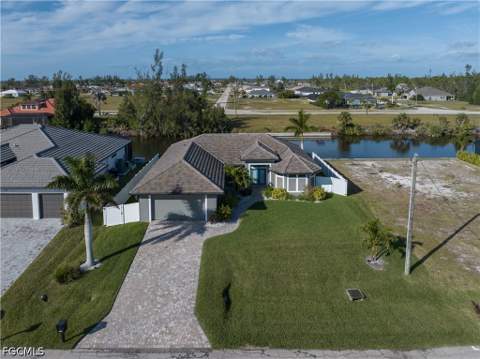 2330 NW 39th Ave, Cape Coral FL - photo 7 of 41