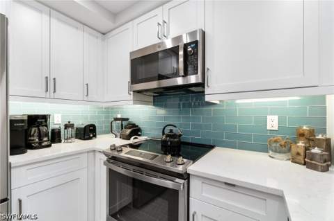 380 Seaview Ct 1209, Marco Island FL - photo 8 of 29