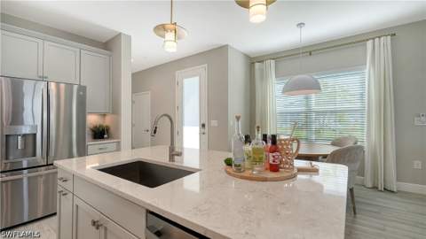 5129 Draco Cir 0105, Naples FL - photo 17 of 32