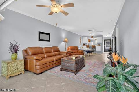 1009 Pine Isle Ln 1009, Naples FL - photo 7 of 41