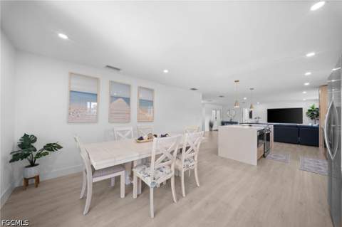 657 Cardium St, Sanibel FL - photo 19 of 47