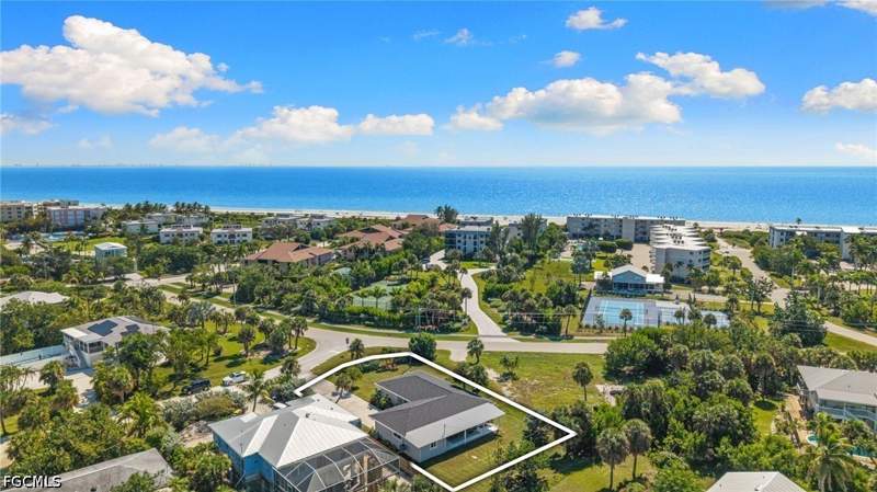 4 bedroom SingleFamilyResidence at 657 Cardium St, Sanibel Shores, Sanibel — photo 2