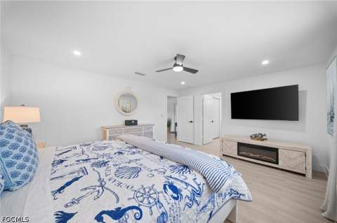 657 Cardium St, Sanibel FL - photo 24 of 47