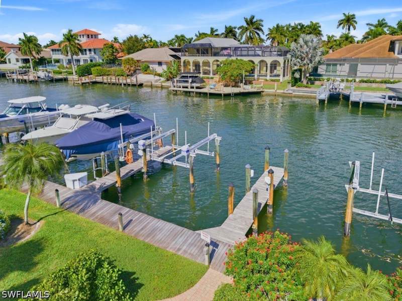 2 bedroom Condominium at 845 Collier Ct 203, Tropical Isle, Marco Island — photo 2