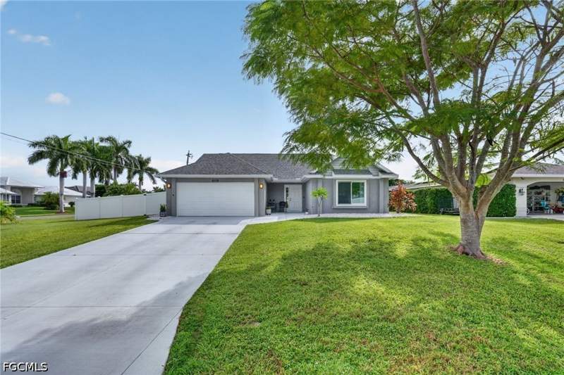 3 bedroom SingleFamilyResidence at 5119 SW 19th Pl, Cape Coral, Cape Coral — photo 3