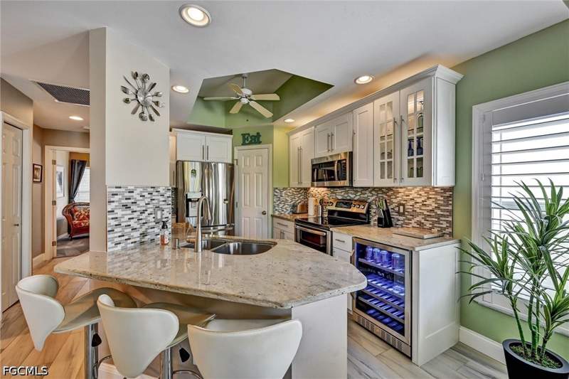 2 bedroom Condominium at 14971 Rivers Edge Ct 201, Longpond Village, Fort Myers — photo 3