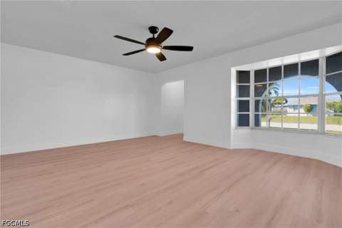 502 Parkside St, Lehigh Acres FL - photo 8 of 37