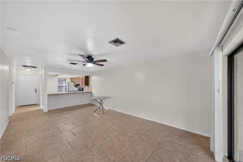 2 bedroom Condominium at 4407 SW 7th Pl 7, Rogers Court Condominium, Cape Coral — photo 2