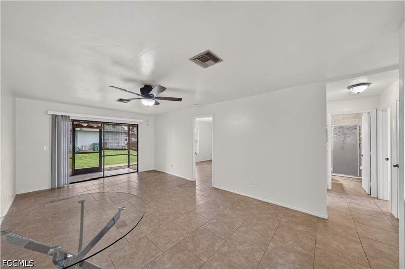 2 bedroom Condominium at 4407 SW 7th Pl 7, Rogers Court Condominium, Cape Coral — photo 3