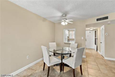 170 Turtle Lake Ct 109, Naples FL - photo 10 of 37