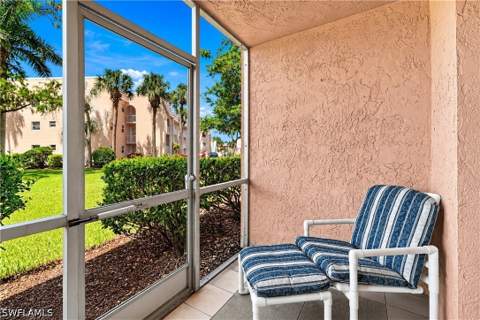 170 Turtle Lake Ct 109, Naples FL - photo 22 of 37