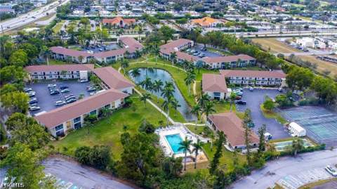 6184 Michelle Way 206, Fort Myers FL - photo 12 of 37