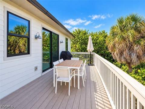 4470 Seagrape Bend Dr, Upper Captiva FL - photo 11 of 32