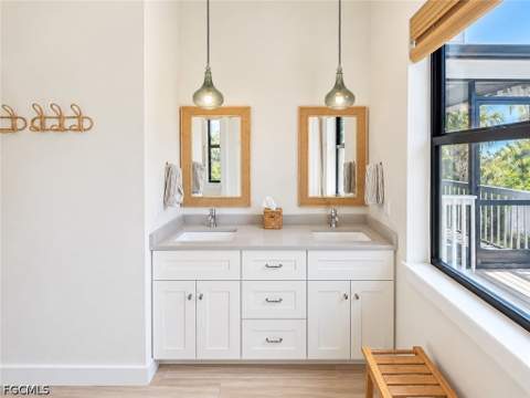 4470 Seagrape Bend Dr, Upper Captiva FL - photo 14 of 32