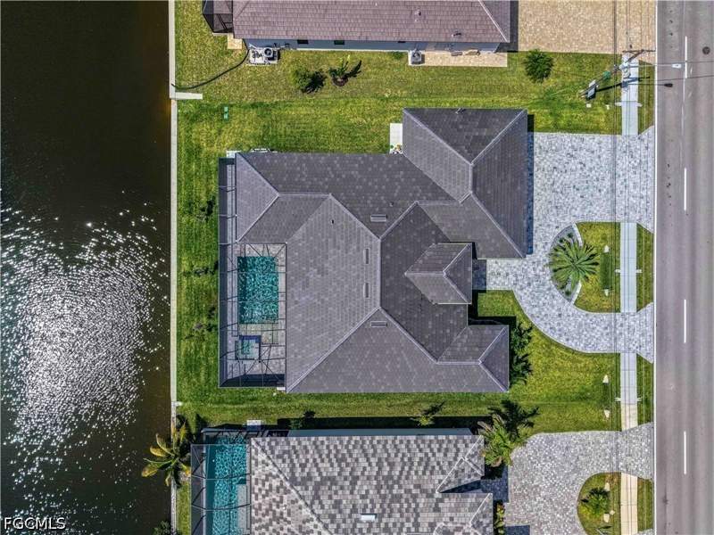 5 bedroom SingleFamilyResidence at 1426 Mohawk Pkwy, Cape Coral, Cape Coral — photo 5
