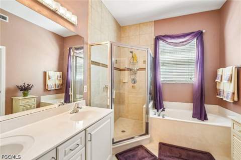 16053 Via Solera Cir 104, Fort Myers FL - photo 10 of 21