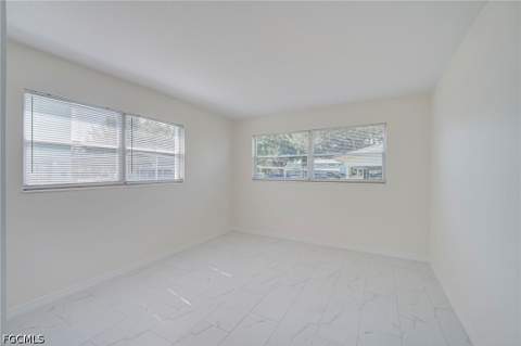 3225 E Riverside Dr 21B, Fort Myers FL - photo 11 of 20