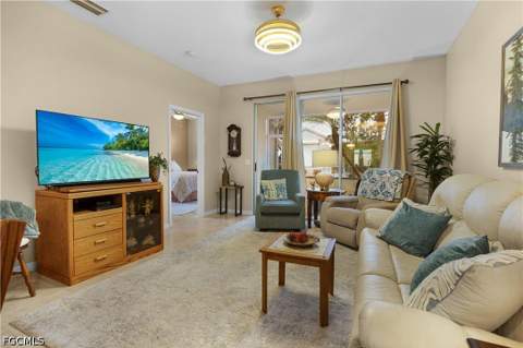 9507 Windsor Club Cir, Fort Myers FL - photo 11 of 36