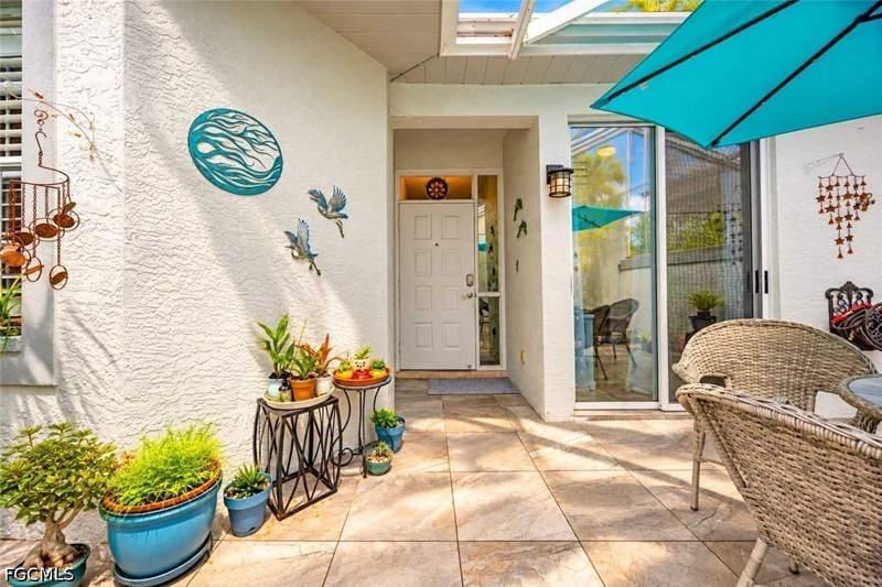 3 bedroom Attached at 9507 Windsor Club Cir, Pine Ridge Of Fort Myers Village, Fort Myers — photo 4