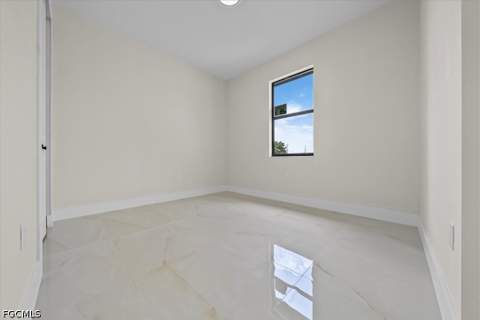 1025 Marshall Ave S, Lehigh Acres FL - photo 10 of 32