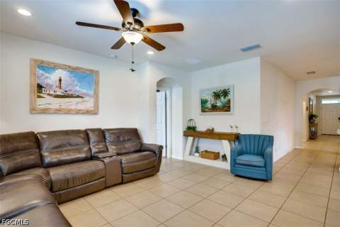 2801 SW 29th Pl, Cape Coral FL - photo 10 of 31
