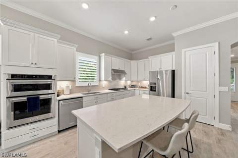 9724 Everglades Dr, Naples FL - photo 6 of 46