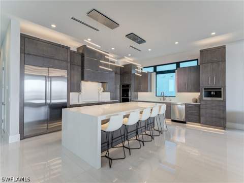 841 San Carlos Dr, Fort Myers Beach FL - photo 6 of 50