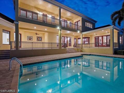 303 Cuddy Ct, Naples FL - photo 7 of 39
