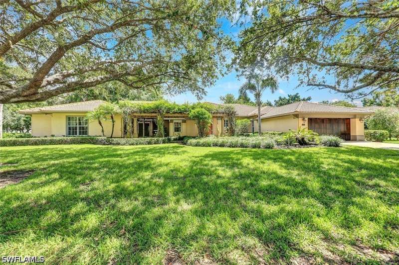 5 bedroom SingleFamilyResidence at 8840 Mariposa Ct, Lely Island Estates, Naples — photo 2