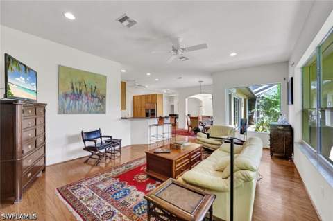 8840 Mariposa Ct, Naples FL - photo 7 of 50