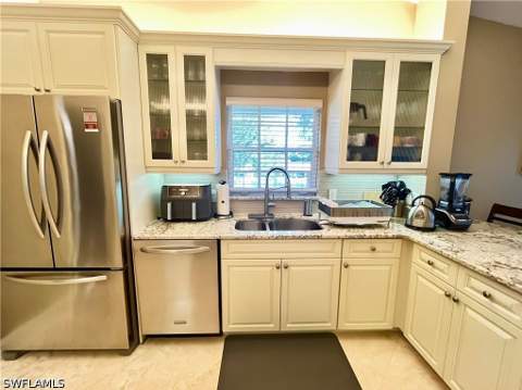 15090 Lakeside View Dr 1502, Fort Myers FL - photo 6 of 31
