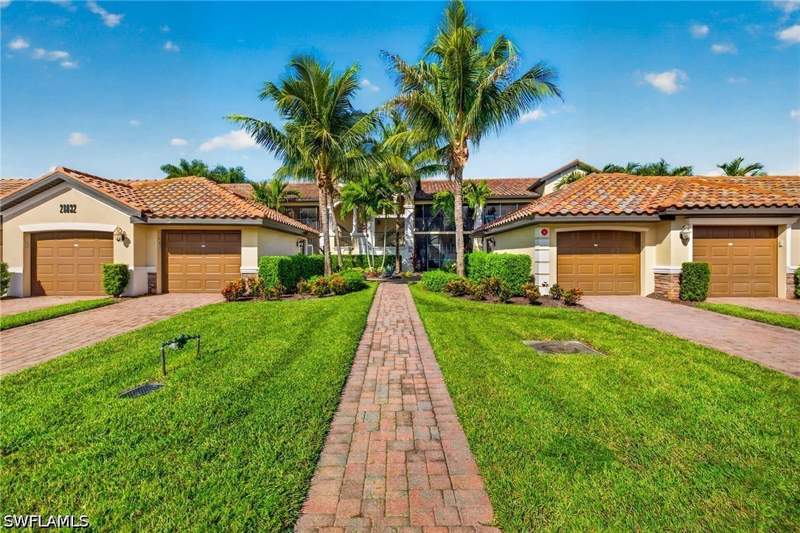 2 bedroom Condominium at 28032 Bridgetown Ct 4724, Bonita National Golf And Country Club, Bonita Springs — photo 2