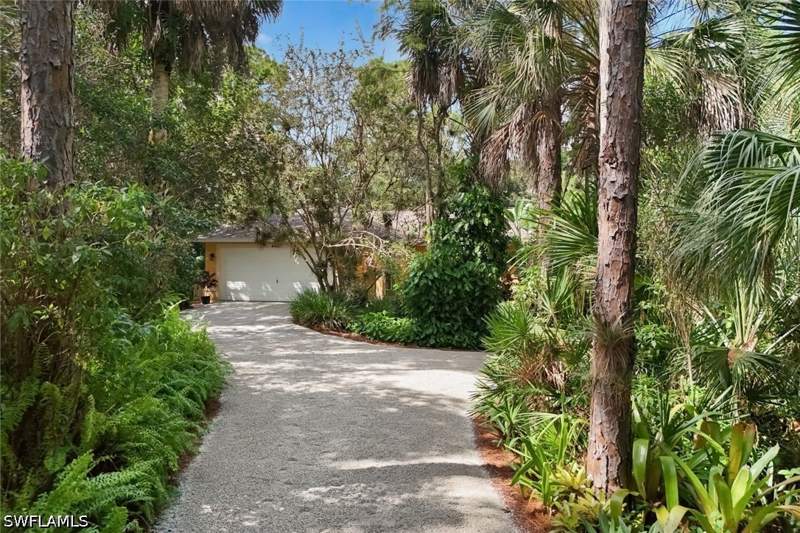 3 bedroom SingleFamilyResidence at 6037 Westport Ln, Golden Gate Estates, Naples — photo 2