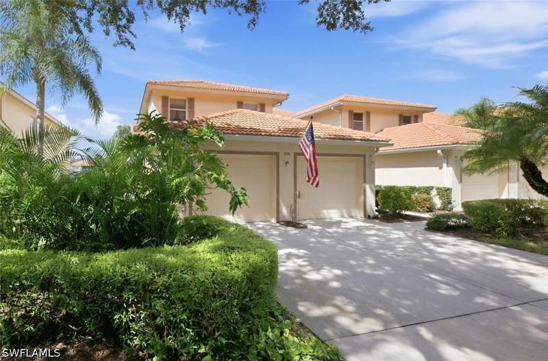 3 bedroom Condominium at 250 Robin Hood Cir 201, Sherwood, Naples — photo 3