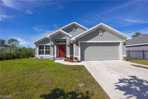 1911 Lemona Ave, Lehigh Acres FL - photo 10 of 34