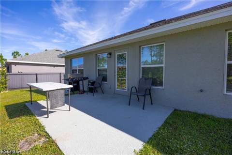 1911 Lemona Ave, Lehigh Acres FL - photo 13 of 34