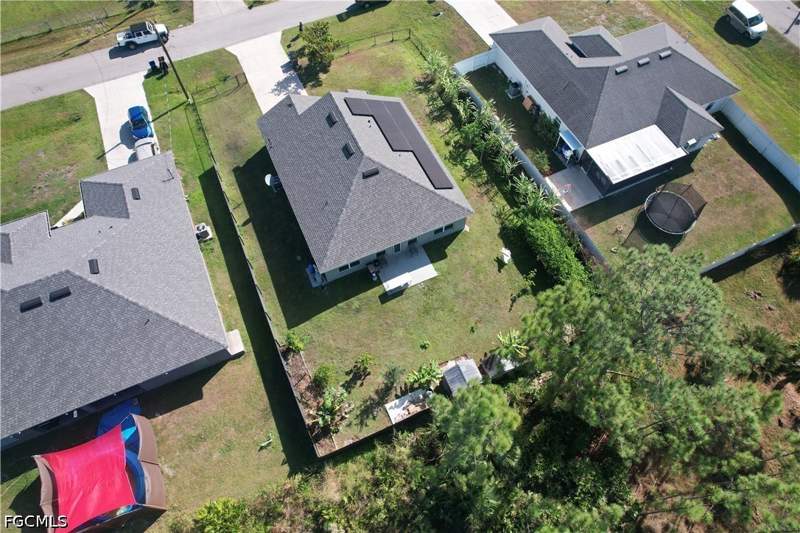 3 bedroom SingleFamilyResidence at 1911 Lemona Ave, Greenbriar, Lehigh Acres — photo 4