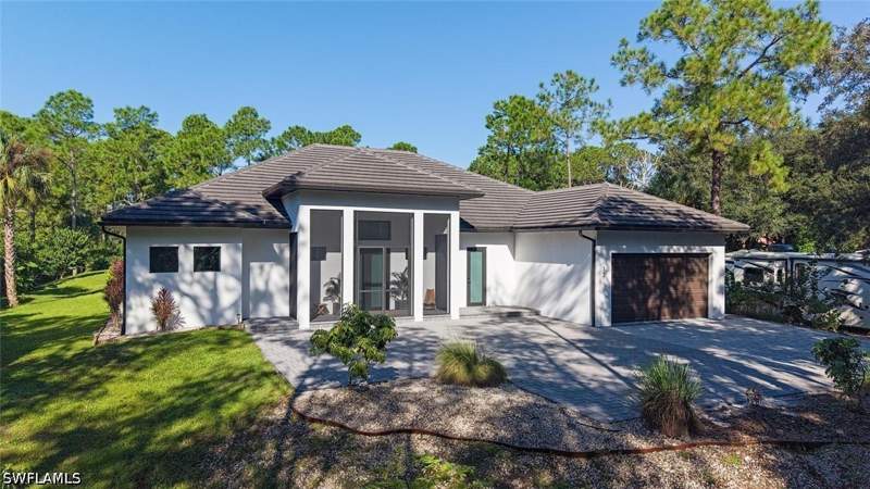 5 bedroom SingleFamilyResidence at 12 35th Ave NW, Golden Gate Estates, Naples — photo 2