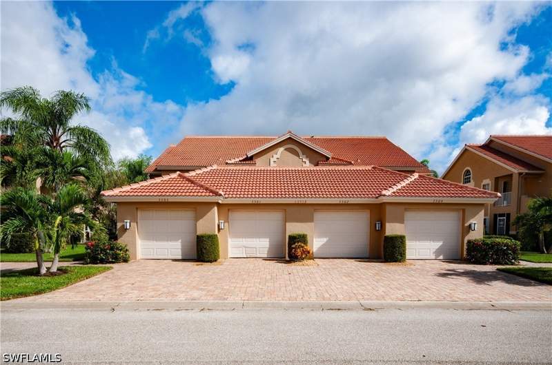 3 bedroom Condominium at 13912 Southampton Dr 3301, Wedgewood Fountain, Bonita Springs — photo 2