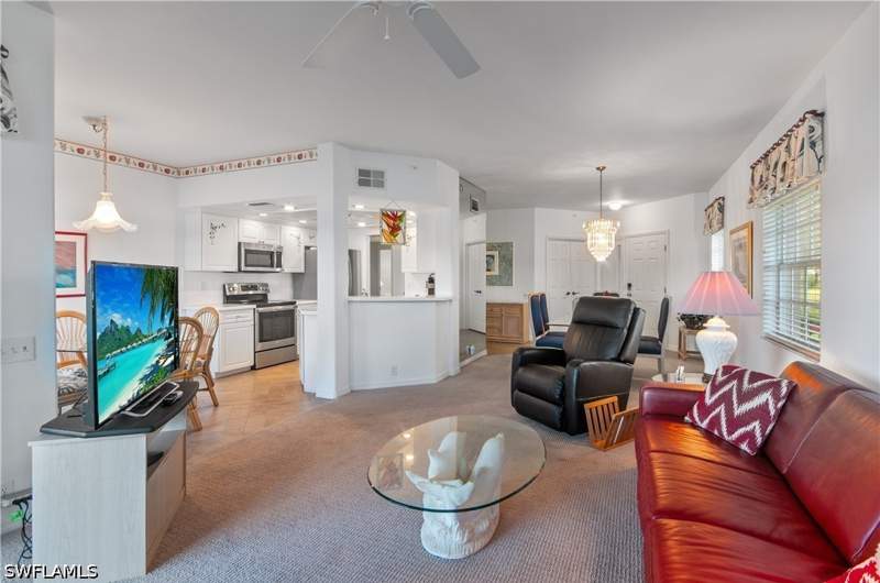 3 bedroom Condominium at 13912 Southampton Dr 3301, Wedgewood Fountain, Bonita Springs — photo 3