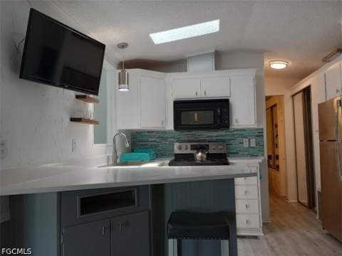 11561 Valleyview Dr 166, Fort Myers FL - photo 12 of 21