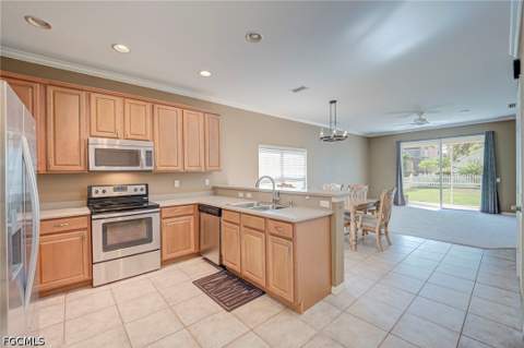 8960 Falcon Pointe Loop, Fort Myers FL - photo 6 of 35