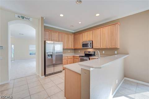 8960 Falcon Pointe Loop, Fort Myers FL - photo 7 of 35