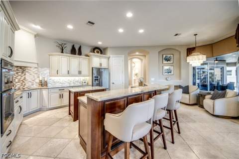 1805 Harbour Cir, Cape Coral FL - photo 16 of 67